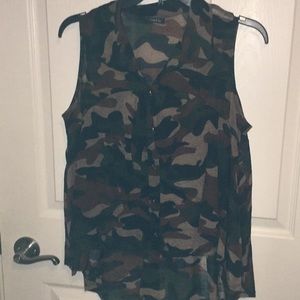Flowy  camo tank top with gold skull buttons